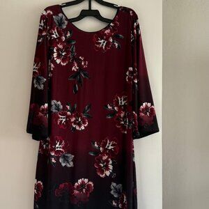 Carmen Marc Valvo (Carmen) Long sleeve Floral Dress Large